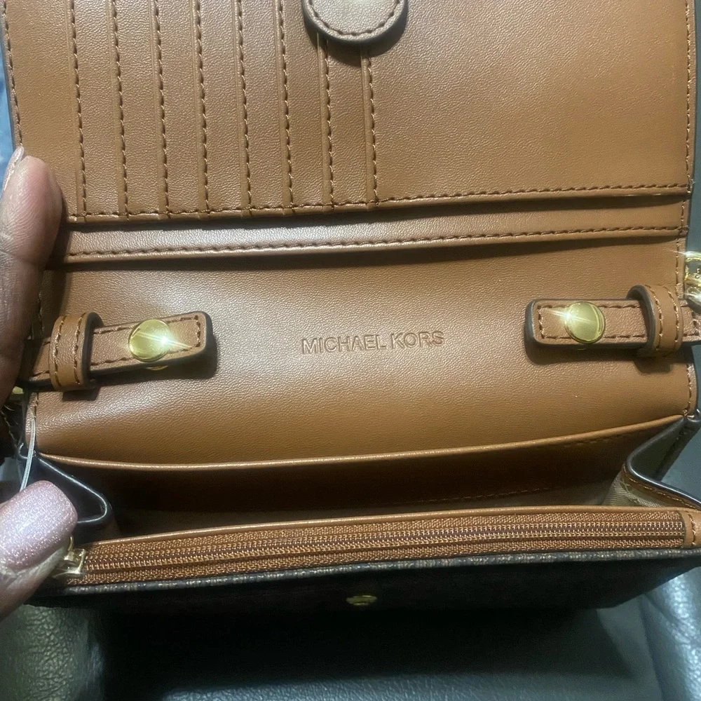 MK Wallet - Picture 4 of 5